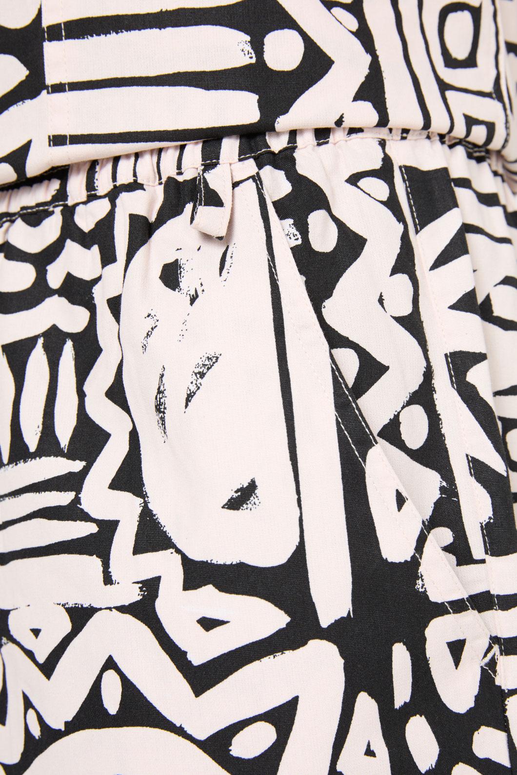 Brushstroke Scrub Set - Image 11