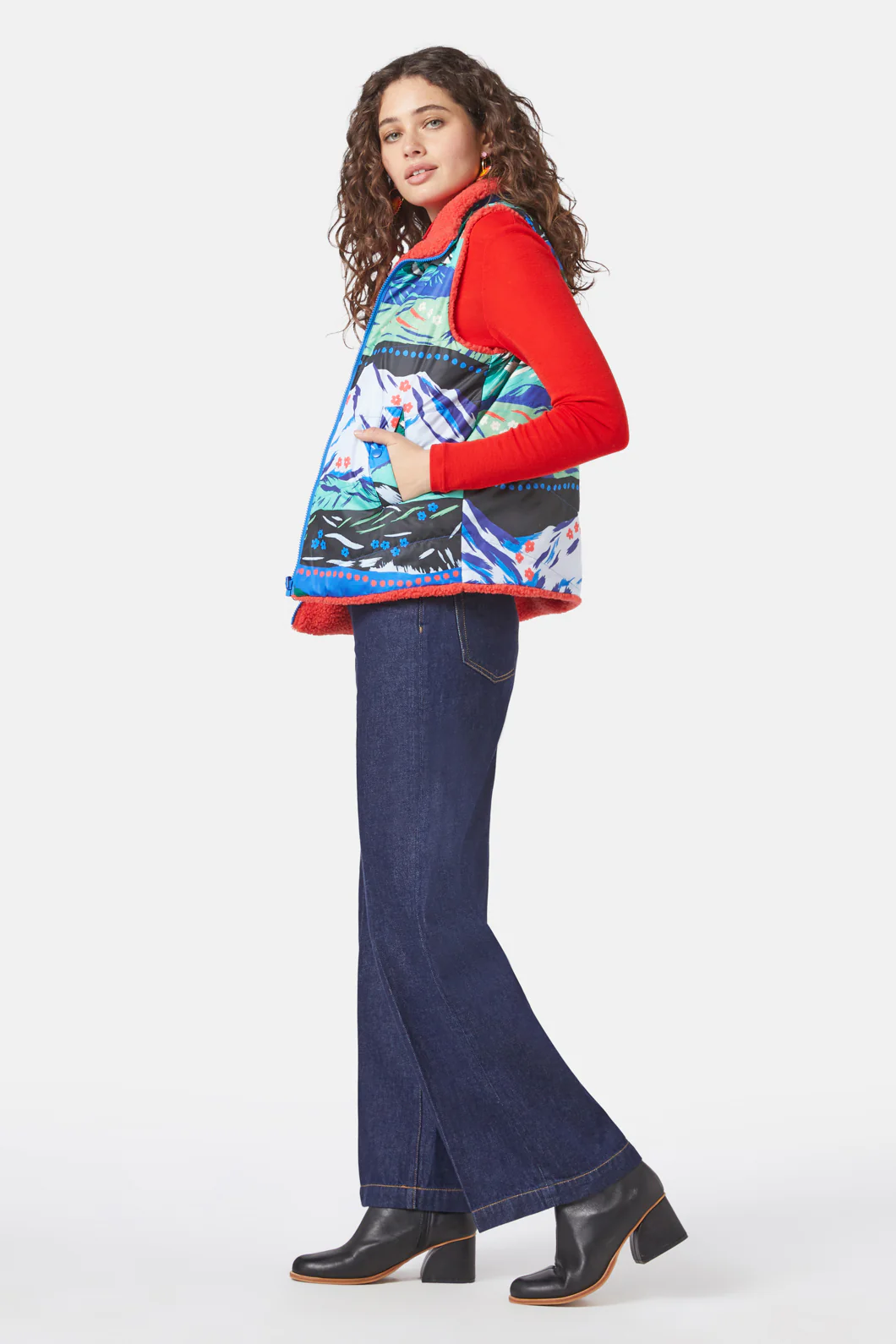 Ranges Reversible Sherpa Vest - Image 4