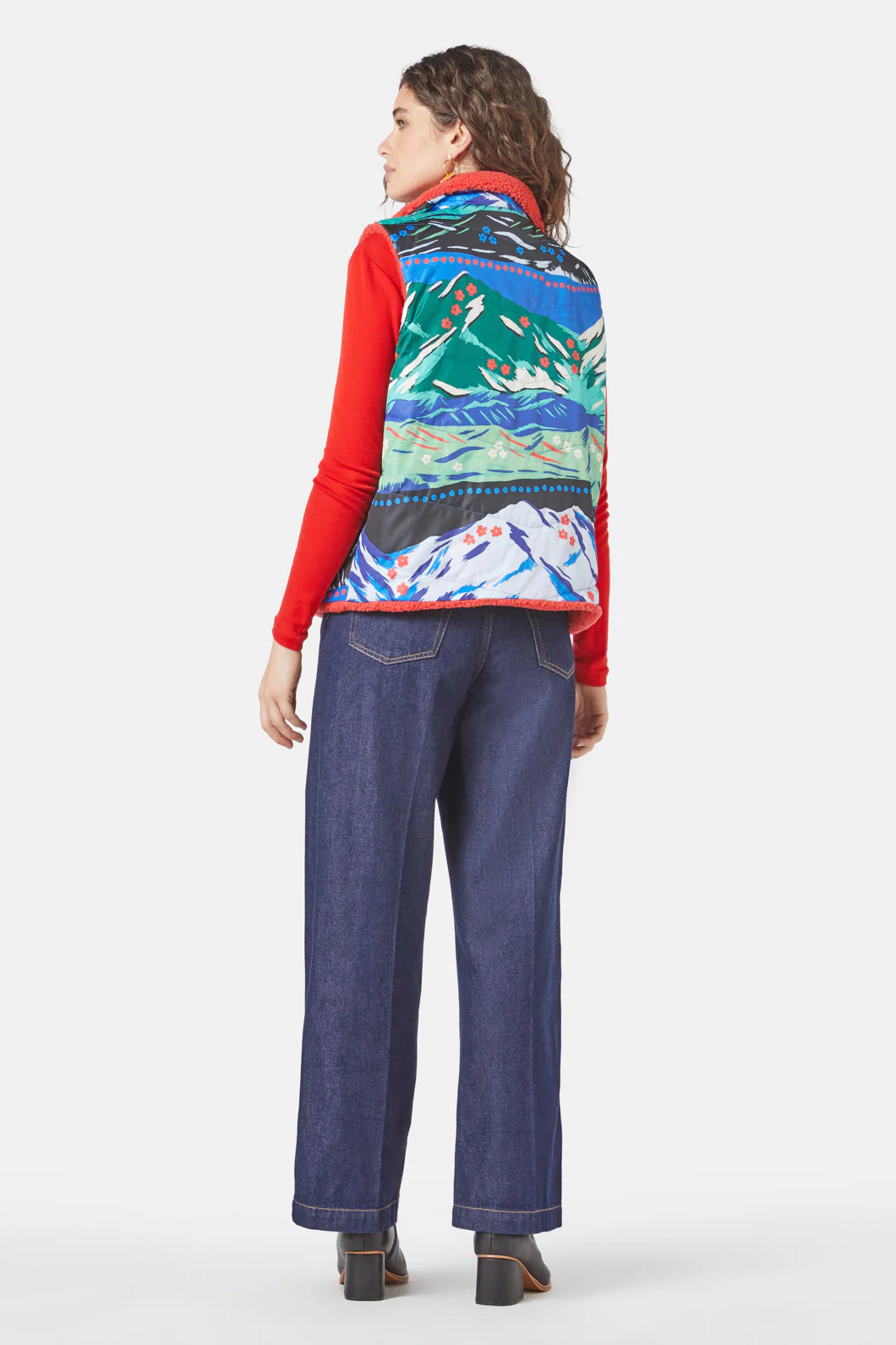 Ranges Reversible Sherpa Vest - Image 5